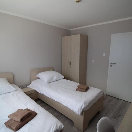 Brzezie  Pod Kominem Pokoje I Apartamenty المظهر الخارجي الصورة